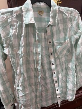 True Craft Mint Green and White Gingham Button-Down Shirt